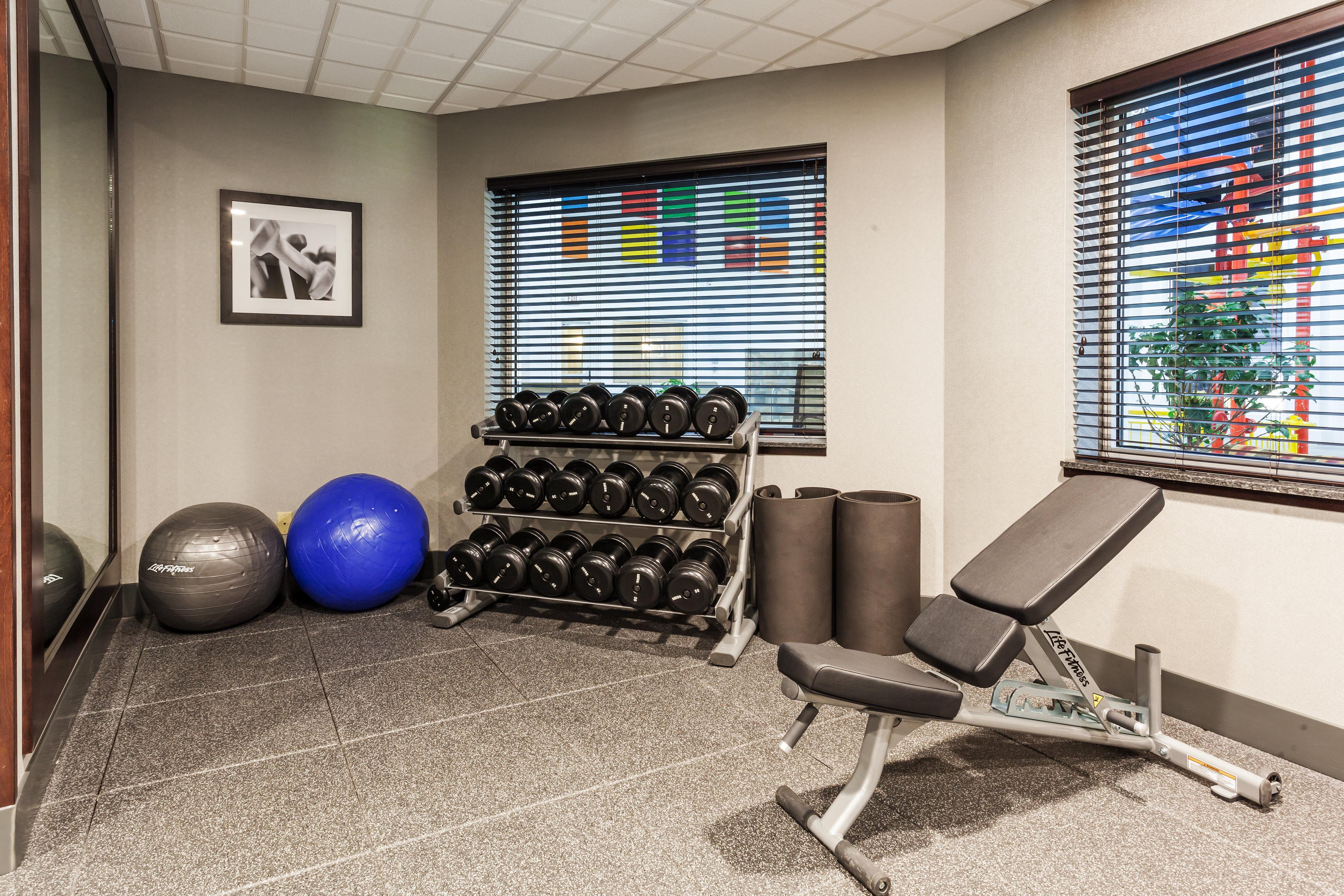 Holiday Inn Express & Suites Rapid City By Ihg Exteriör bild